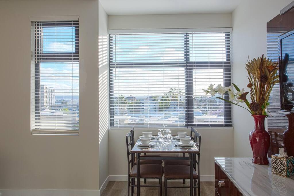 The Most Beautiful Bay View From 1 Bedroom Apt San Diego Exterior photo